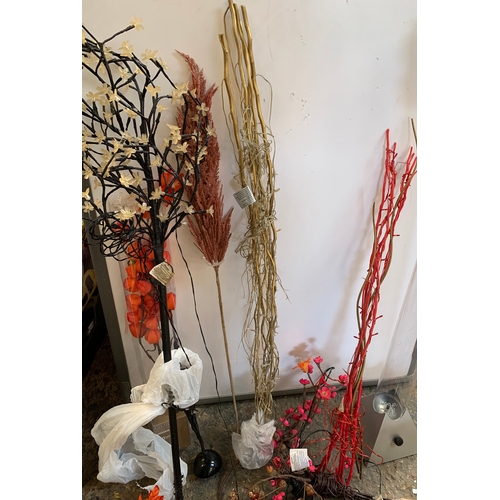 199 - Autumnal themed light up artificial foliage & lights