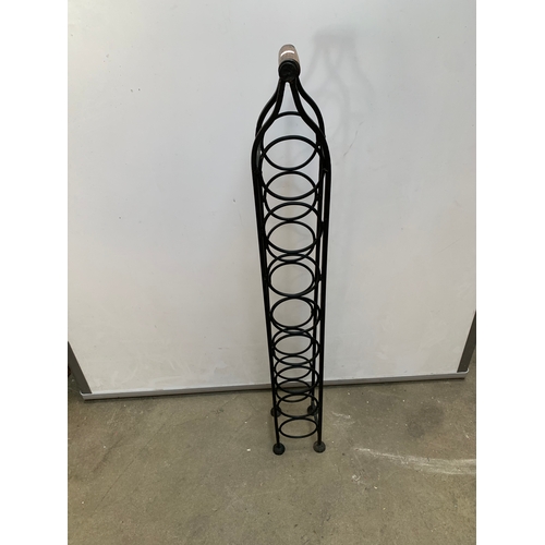 217 - Bottle holder for 8 bottles - wrought iron - 4ft tall