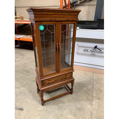 218 - Oak glazed cabinet with shelves - 6ft tall - very nice condition