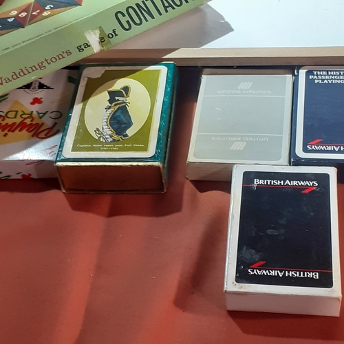 474 - Quantity of vintage games, playing cards etc. Played with condition.