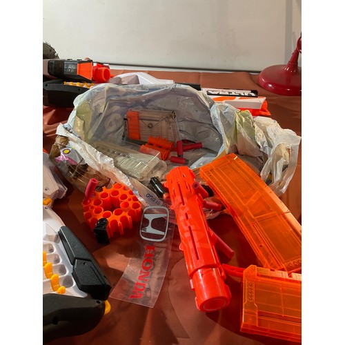 165 - Large quantity of Nerf guns