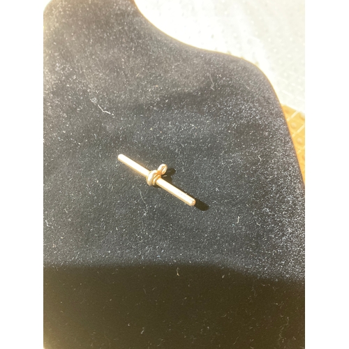 48 - 15ct gold (625) Albert T Bar - 3.68g