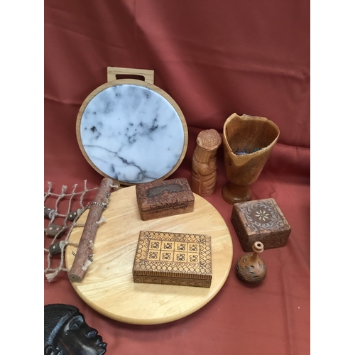 63 - Mixed wooden collect lots inc Lazy Susan, trinket boxes, ornaments & more