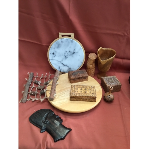 63 - Mixed wooden collect lots inc Lazy Susan, trinket boxes, ornaments & more