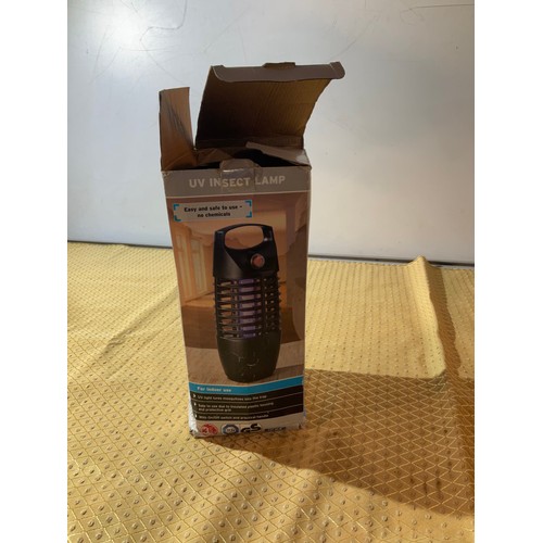 60 - UV insect lamp with box