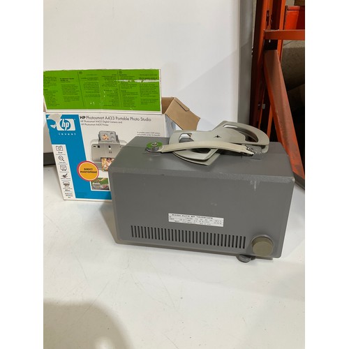 61 - Ricoh auto trioscope & HP photo smart portable printer