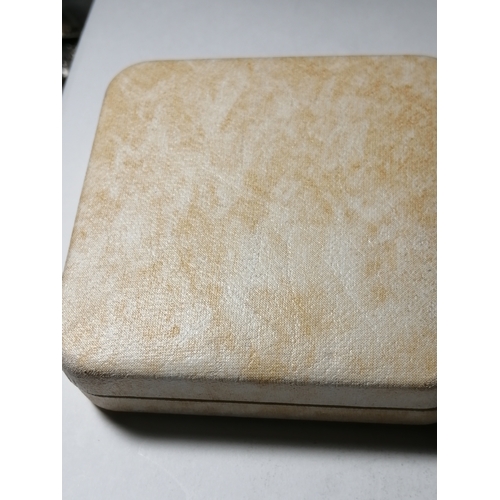 36A - COINS : 1981 silver proof crown in presentation box (Queen mothers 80th birthday)