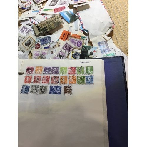 29 - Large stamp lot inc British stamps book & stamps from around the world