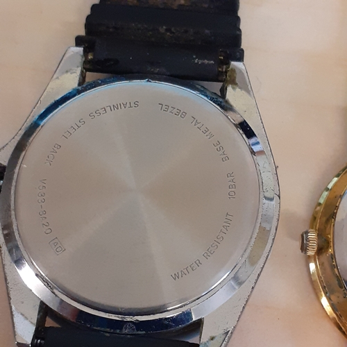 16 - Lorus Sports watch and Rotary watch. Both working. Lorus has loose back but both good condition