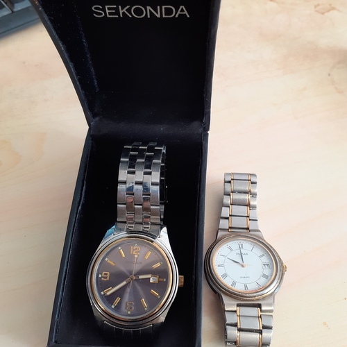 10 - Sekonda watch (boxed) plus a pulsar watch. Stainless Steel bracelets. Good used condition. Both not ... 