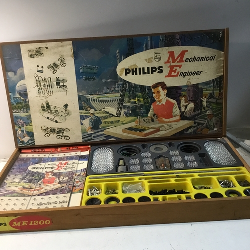 61 - Vintage philips Mechanical Engineer set