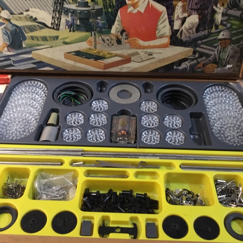 61 - Vintage philips Mechanical Engineer set