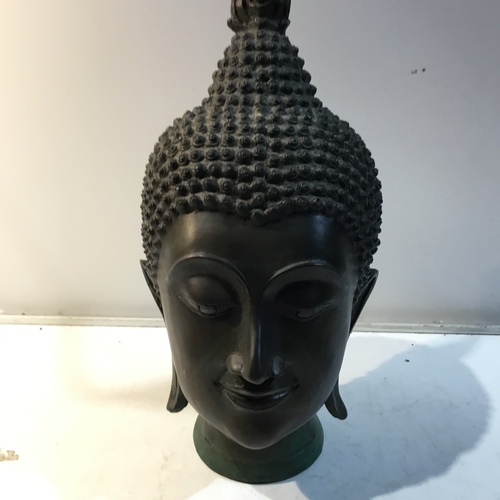 70 - Heavy Thai bronze Budda head