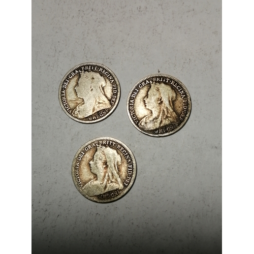 25A - COINS : 3 x Veiled head silver threepences dated : 1897,1900 and 1901