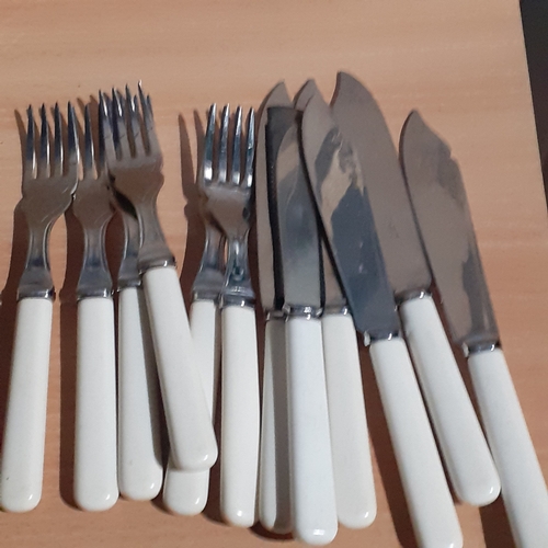 2 - Decent quantity of mixed cutlery. Includes a fish knife and fork set of 6, 18/10 stainless, cake sli... 