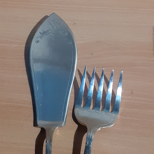 2 - Decent quantity of mixed cutlery. Includes a fish knife and fork set of 6, 18/10 stainless, cake sli... 