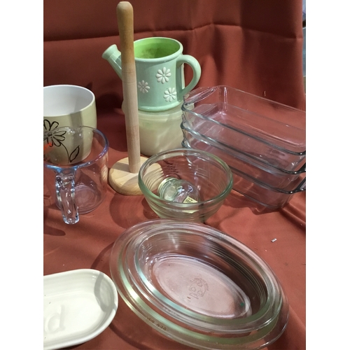 152 - Mixed kitchen ware inc Tupperware, Pyrex jug, mixing bowls & ceramic planters