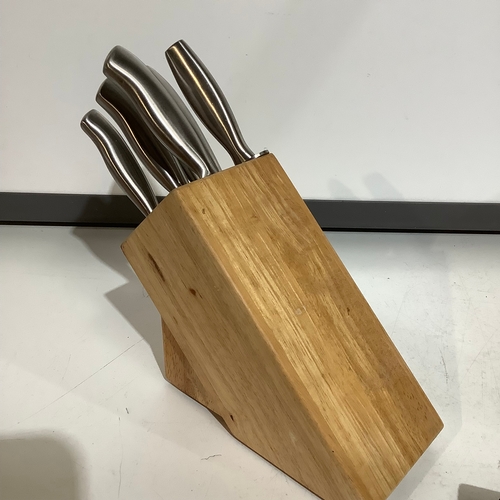 254 - A Quality Thomas of Germany 6 knife block