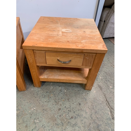 317 - Pair of matching modern oak side tables with drawers