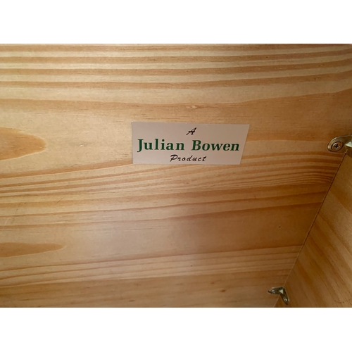 324 - Julian Bowen pine lift up chest - 90cm wide