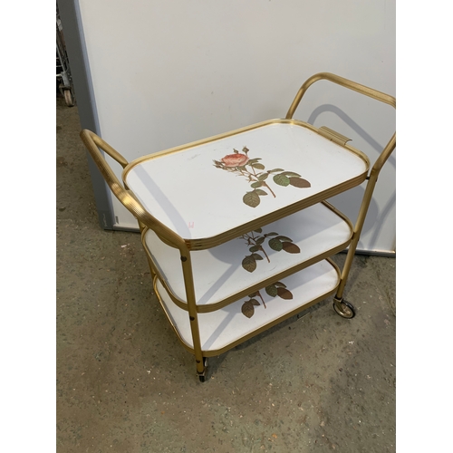 405 - Three Tier Golden Drinks Table