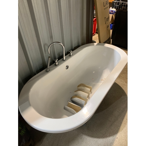 518 - Floorstanding rolled edge style Bath Tub with Taps and legs - clean & modern style