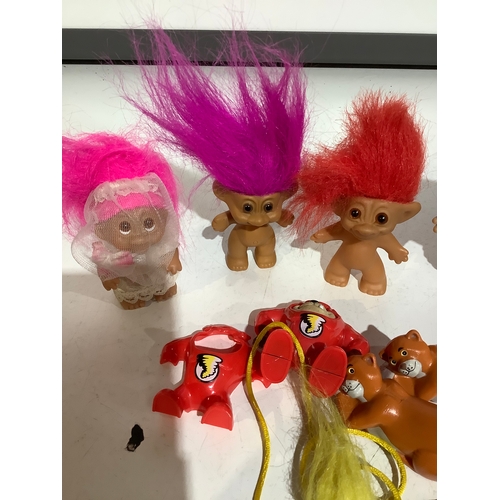 381 - 1980 Troll dolls + Disney figures