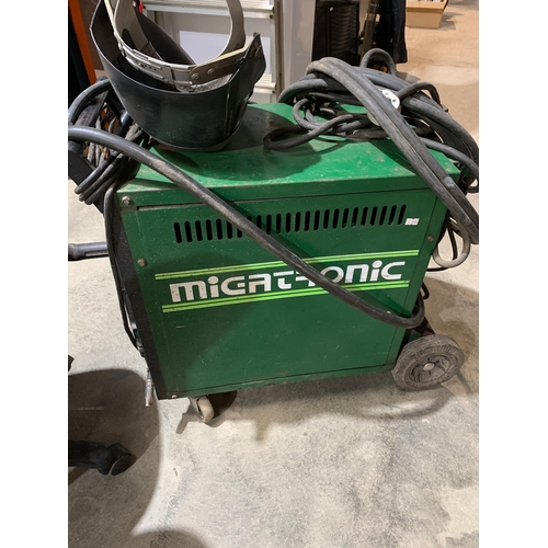 563 - Atomic 180MX Mig Welder