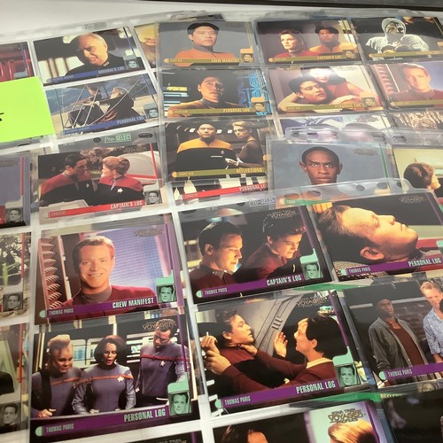 59 - 90 Star Trek Voyager Profiles card Set 1998 all sleeved, no duplicates, in very good condition