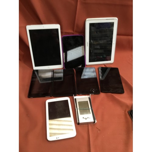 194 - Mixed electronic lot including sodoku, Samsung tablet, Amazon, Hudl, Samsung and Apple IPad as spare... 