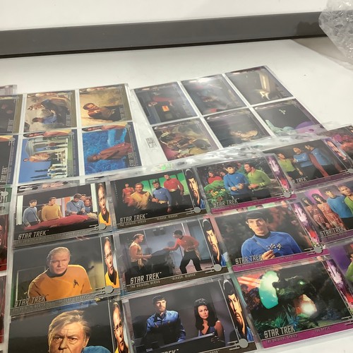 62 - Star Trek ‘The Original Series’ Set 81 cards 1998 all sleeved, no duplicates, in very good condition