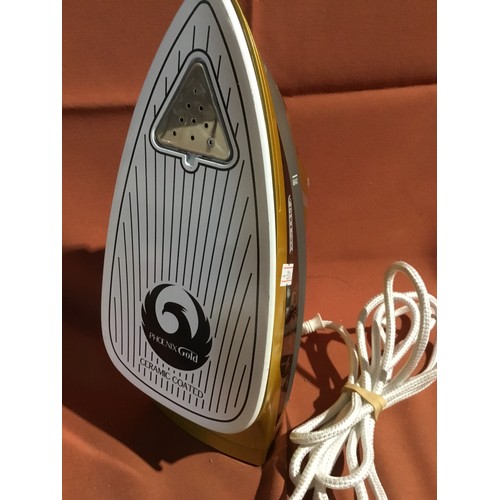 468 - Phoenix gold steam iron in clean & working order