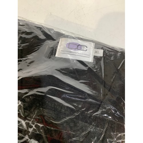 213 - 3x size XL black jumpers - brand new