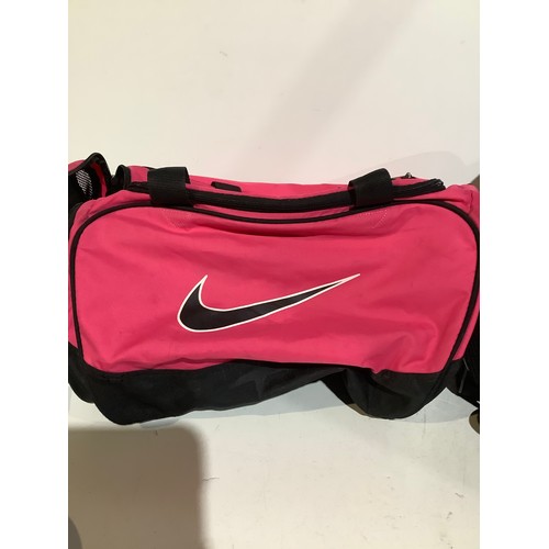 433 - Pair of Nike Duffel Bags