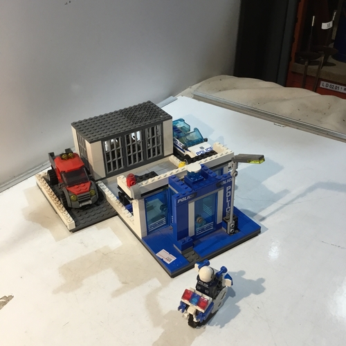 94 - Lego Police Station and Fortress