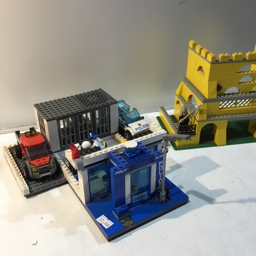 94 - Lego Police Station and Fortress