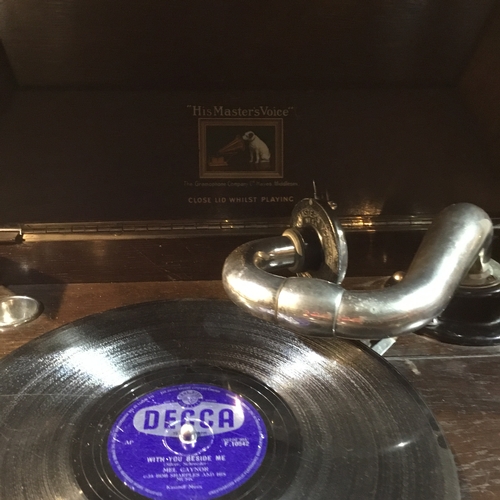 101 - “His Masters Voice” Gramophone with Collection of Vinyls - working!