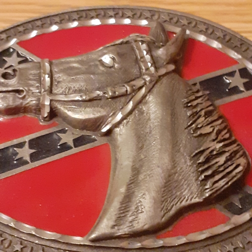 126A - USA Horse Head Metal Belt Buckle. Very good, clean condition.