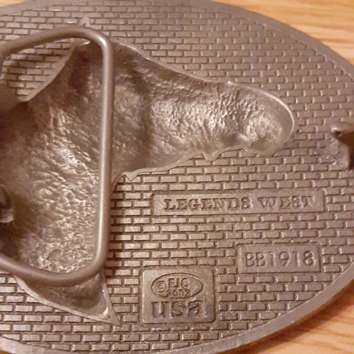 126A - USA Horse Head Metal Belt Buckle. Very good, clean condition.