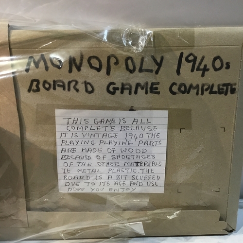 192 - Vintage complete 1940s Monopoly board game