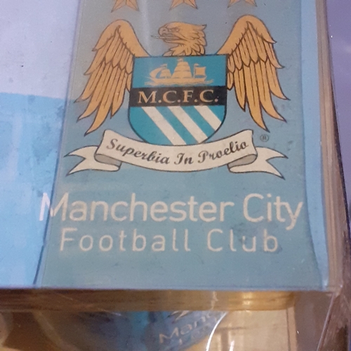 133A - Manchester City Twin Mug Set. Vintage in original packaging, look unopened. Official Manchester City... 