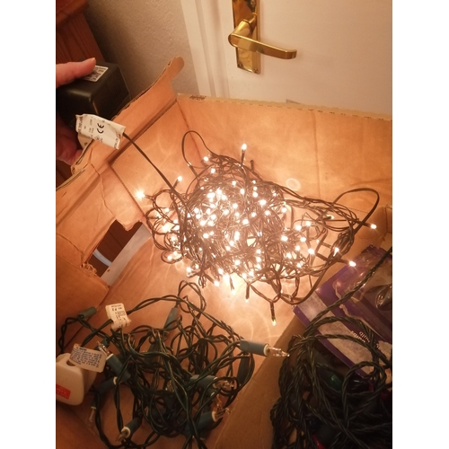 452B - 5 sets of Christmas lights All tested and working