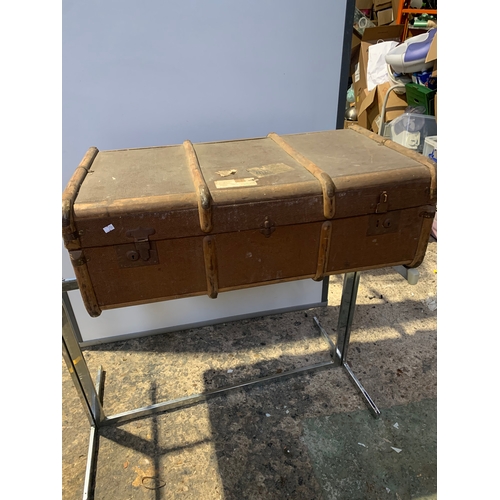 968 - Vintage steamed bent wood trunk