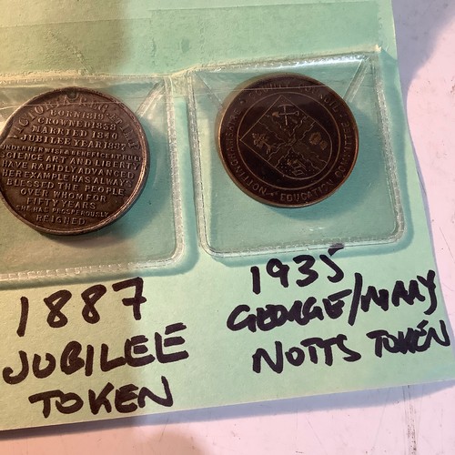 463 - 1892 crown, 1887 jubilee token & 1935 George & Mary token