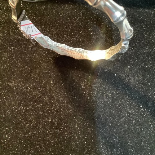 464 - 925 silver open clasp bangle - 13.4g