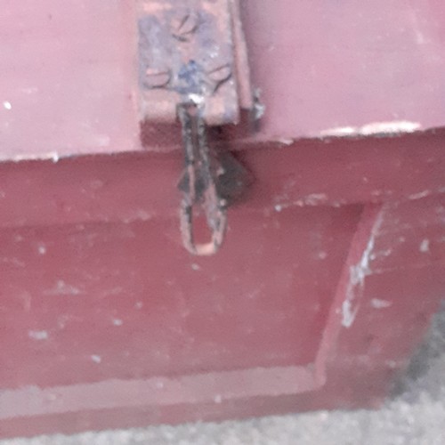 438 - Old wooden trunk/box once used by local scout group. Needs some TLC but has use