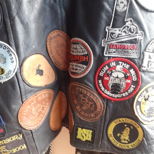 17 - Fantastic example of a vintage leather motorcycle jacket (XXL) with original genuine badges and patc... 