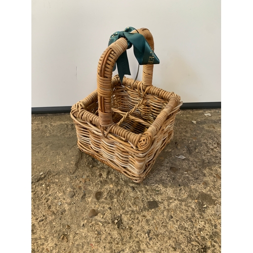 278 - Eaton hampers woven wicker basket