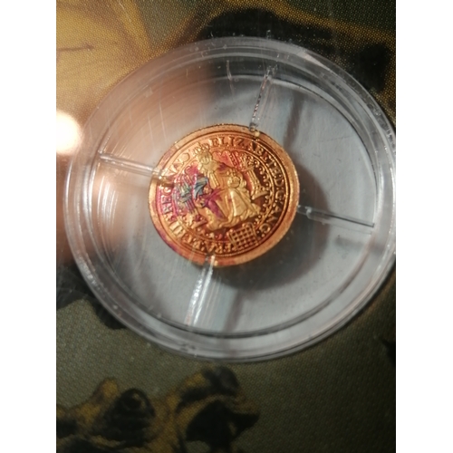 31A - COINS : Gold replica sovereign coin (0.5 grams of 14ct gold)