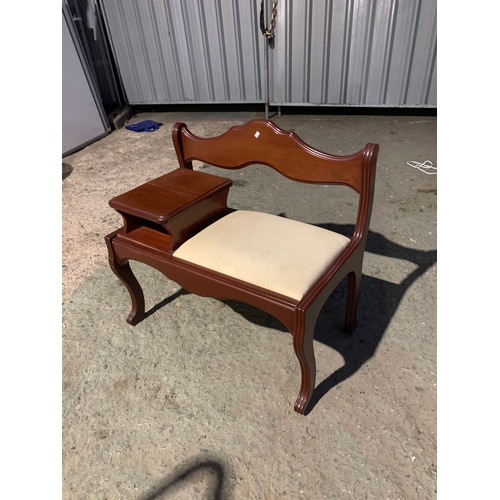 553 - Telephone side seat bench in good condition